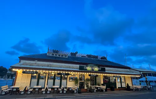 Dartmouth restaurant