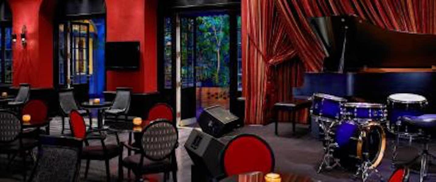 Great live jazz music each night at the Jazz Playhouse in our hotel