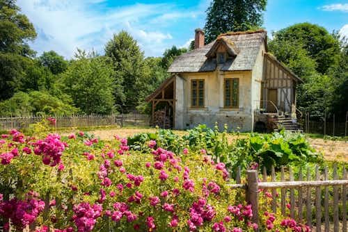 From Marie-Antoinette’s reconfiguration of the Trianon gardens starting in 1777