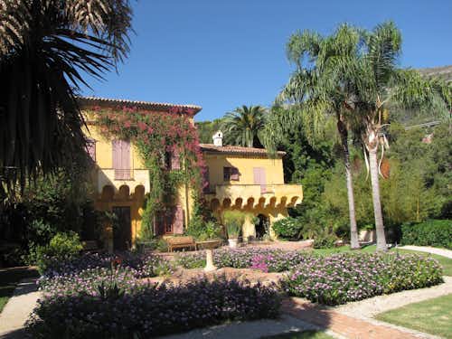 Val Rahmeh Botanical Garden by flickr user Gunera