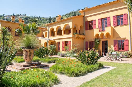 On the grounds of Jardin botanique Val <Rahmeh-Menton></Rahmeh-Menton>